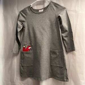 Hanna Andersson girls long sleeve jersey dress with pockets and design on pocket